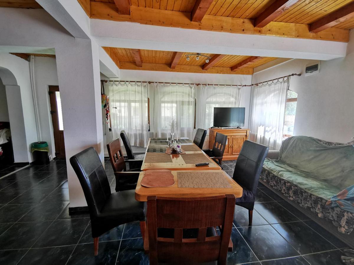 Jugul Taranului Agropensiune Polovragi, Gorj Villa Bagian luar foto